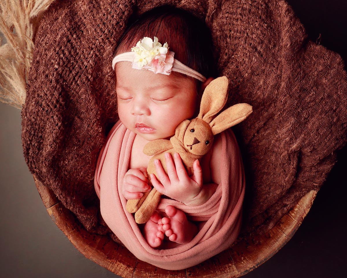 styling-newborn-bring-teddy Portrait Photographer Perth