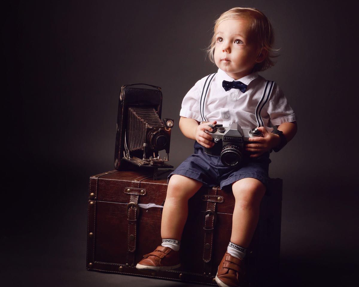 styling-newborn-bring-things Portrait Photographer Perth